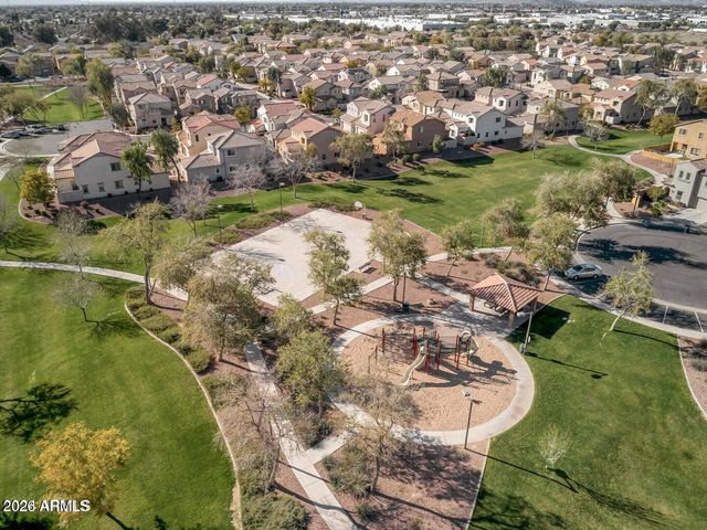 1937 W BUSONI Place, Phoenix, AZ 85023