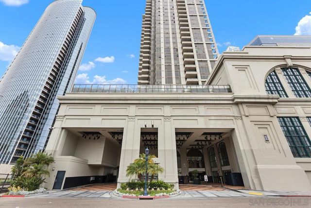 700 W E St 403, San Diego, CA 92101