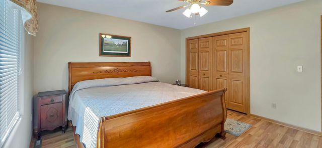 1447 Asbury Lane, Waterloo, IA 50701