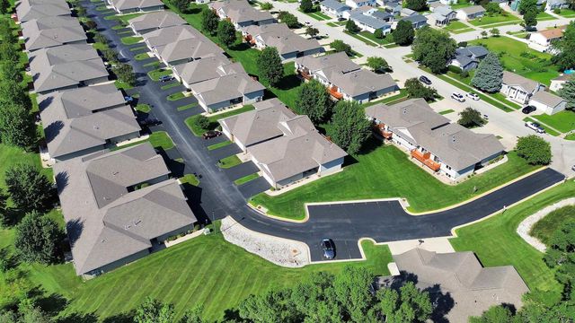 1447 Asbury Lane, Waterloo, IA 50701