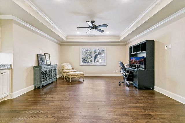 4505 W Amherst Avenue, Dallas, TX 75209