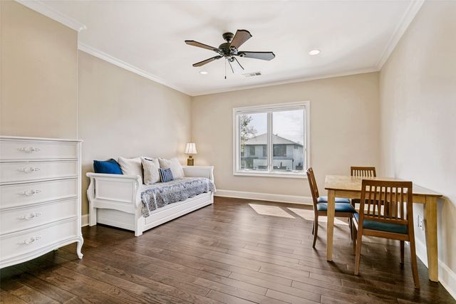 4505 W Amherst Avenue, Dallas, TX 75209