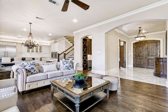 4505 W Amherst Avenue, Dallas, TX 75209