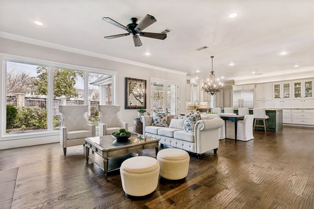 4505 W Amherst Avenue, Dallas, TX 75209