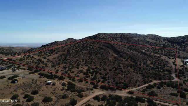35300 Tuckerway Ranch Road, Acton, CA 93510