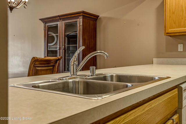 252 Cornell Ave, Mt Washington, KY 40047