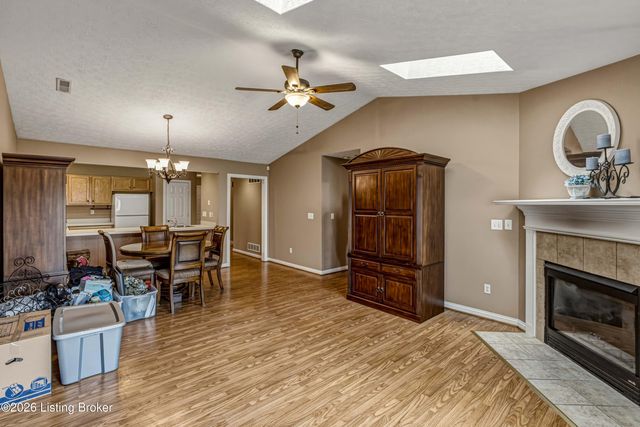 252 Cornell Ave, Mt Washington, KY 40047