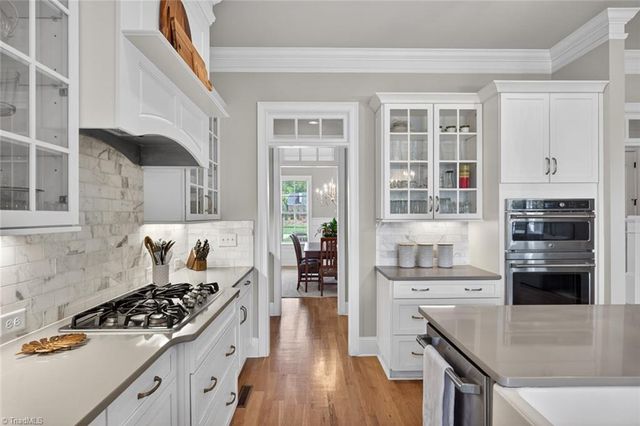 4818 Summer Hill Way, Winston-salem, NC 27106