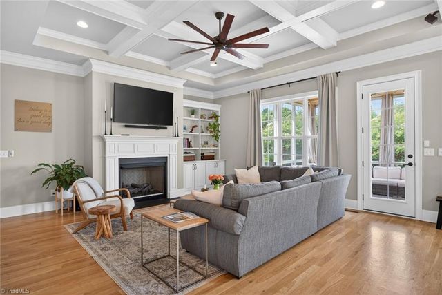 4818 Summer Hill Way, Winston-salem, NC 27106