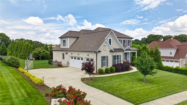 4818 Summer Hill Way, Winston-salem, NC 27106