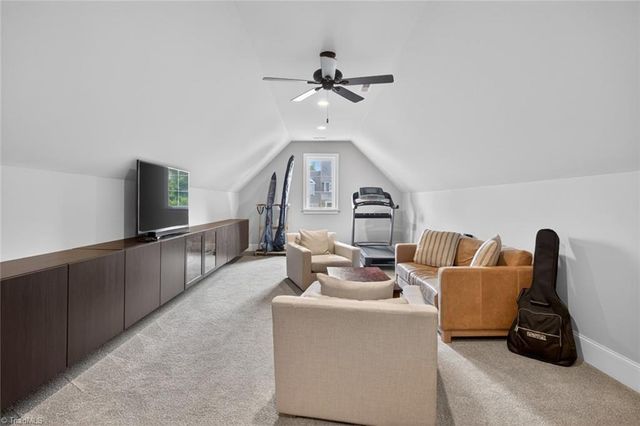 4818 Summer Hill Way, Winston-salem, NC 27106
