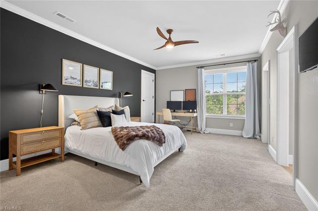 4818 Summer Hill Way, Winston-salem, NC 27106