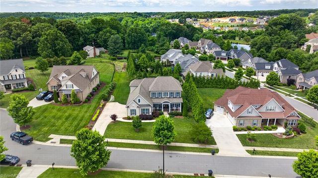 4818 Summer Hill Way, Winston-salem, NC 27106