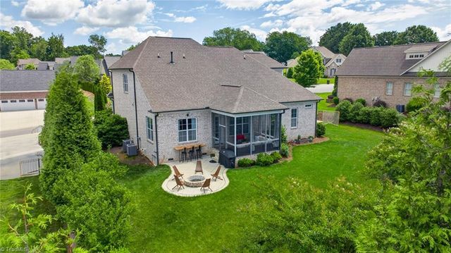 4818 Summer Hill Way, Winston-salem, NC 27106