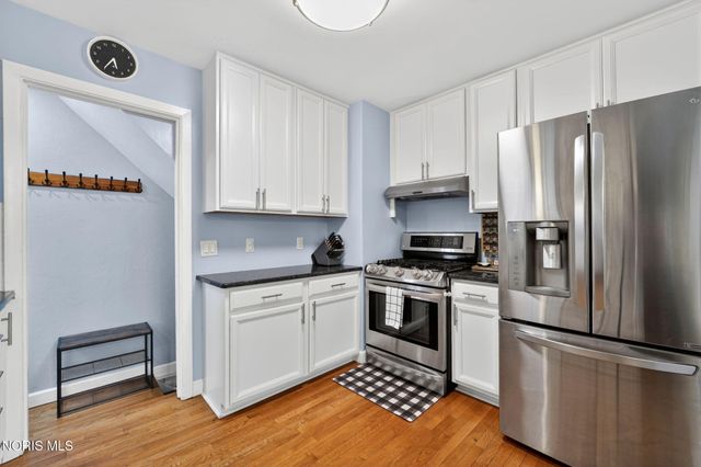 3133 Strathmoor Avenue, Toledo, OH 43614