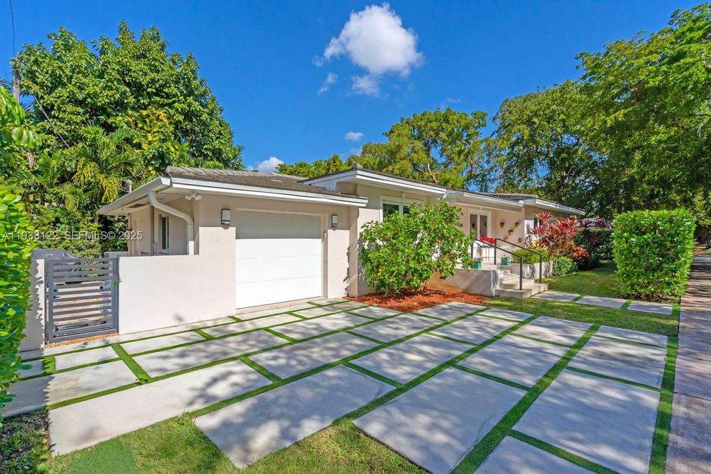 Image 1 of property listing at 1245 Milan Ave, Coral Gables, FL 33134