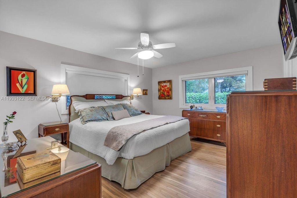 Image 12 of property listing at 1245 Milan Ave, Coral Gables, FL 33134