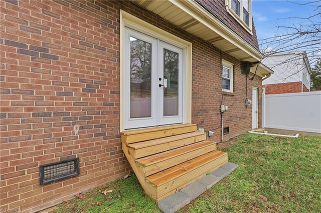 4809 Tara Drive, Greensboro, NC 27410