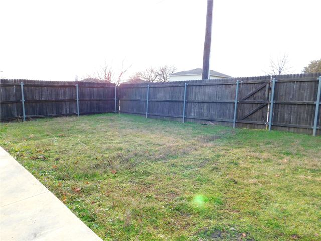 2605 Bauer Drive, Denton, TX 76207