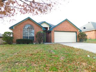 2605 Bauer Drive, Denton, TX 76207