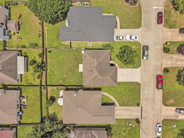 2209 Jefferson Crossing Drive, Conroe, TX 77304