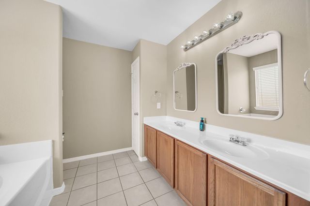2209 Jefferson Crossing Drive, Conroe, TX 77304