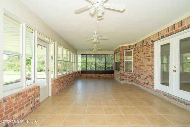 15394 Lakeview Court, Gulfport, MS 39503