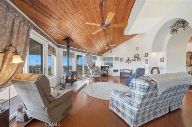 39275 Chaparral, Temecula, CA 92592