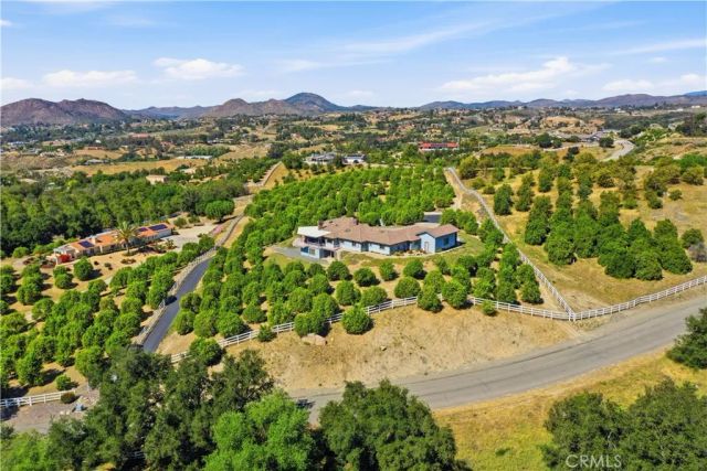 39275 Chaparral, Temecula, CA 92592