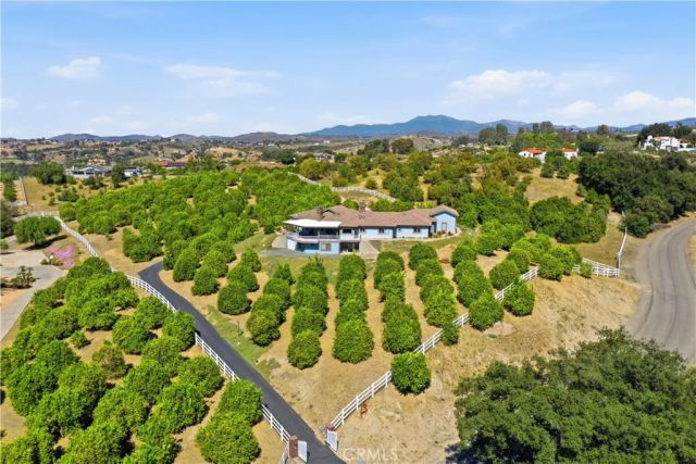 39275 Chaparral, Temecula, CA 92592
