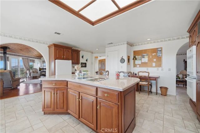 39275 Chaparral, Temecula, CA 92592