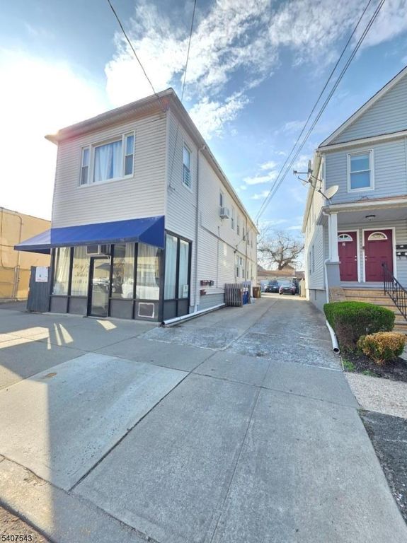 15 E Price St, Linden City, NJ 07036 — photo 2