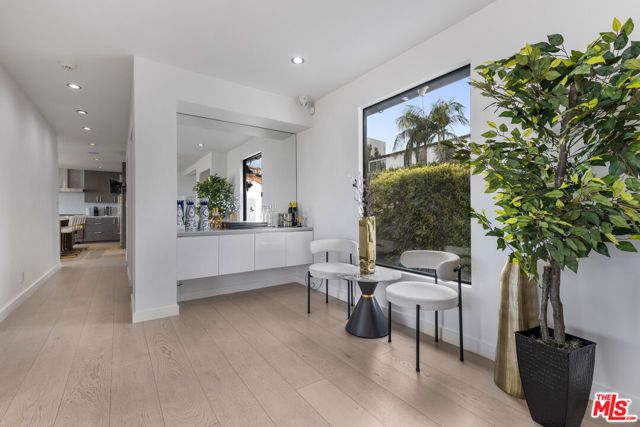 2260 Maravilla Drive, Los Angeles, CA 90068