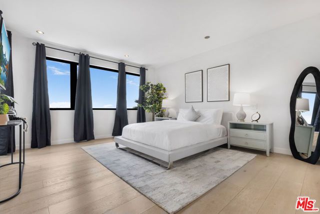 2260 Maravilla Drive, Los Angeles, CA 90068