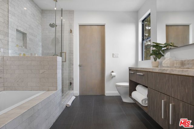 2260 Maravilla Drive, Los Angeles, CA 90068