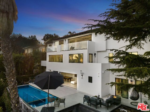 2260 Maravilla Drive, Los Angeles, CA 90068