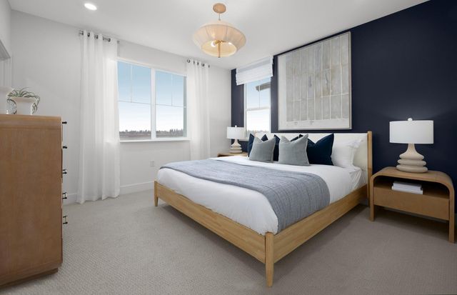 3869 Cross Point Rd, Roseville, CA 95747