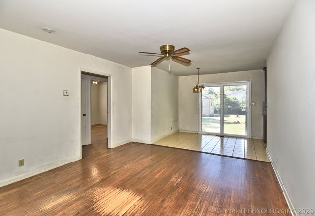 3528 E 4th Street S, Tulsa, OK 74112