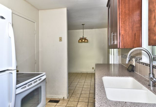 3528 E 4th Street S, Tulsa, OK 74112
