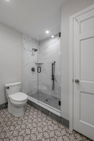 324 Melbourne Way, Lexington, KY 40502