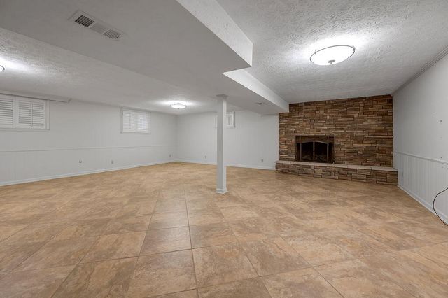 324 Melbourne Way, Lexington, KY 40502