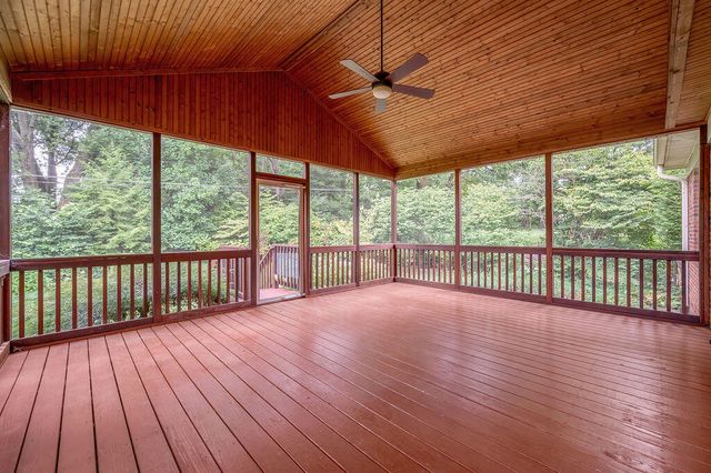 324 Melbourne Way, Lexington, KY 40502