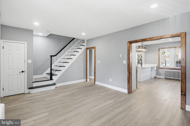 12 N ROSEDALE ST, Baltimore, MD 21229
