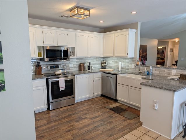 21865 Davidson Road, Siloam Springs, AR 72761