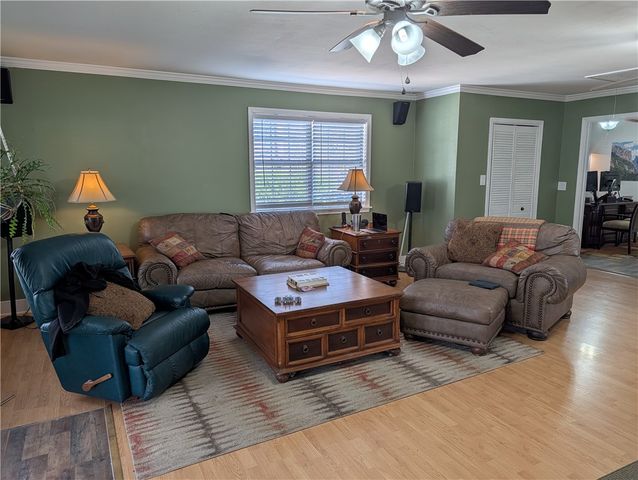 21865 Davidson Road, Siloam Springs, AR 72761