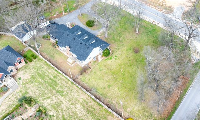 21865 Davidson Road, Siloam Springs, AR 72761