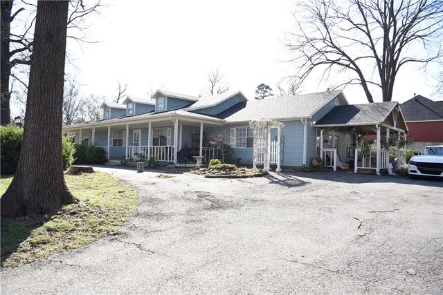 21865 Davidson Road, Siloam Springs, AR 72761