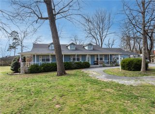 21865 Davidson Road, Siloam Springs, AR 72761