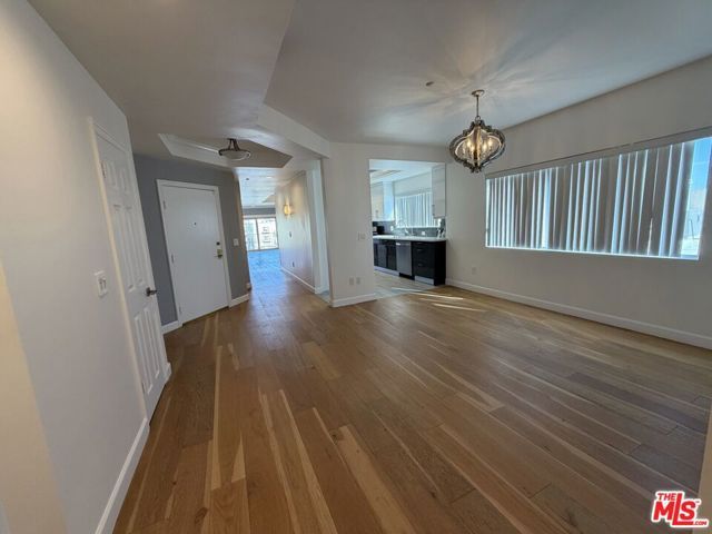 1247 Barry Avenue 401, Los Angeles, CA 90025