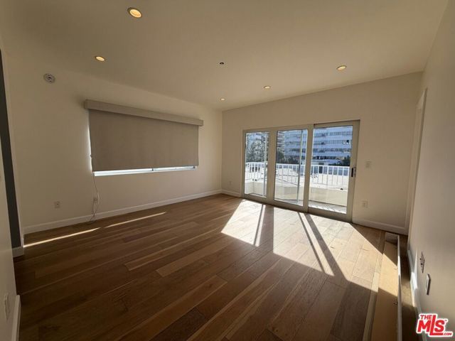 1247 Barry Avenue 401, Los Angeles, CA 90025